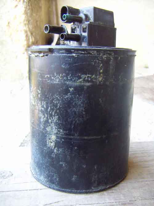 Canister